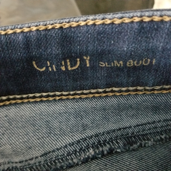 DL1961 | Cindy slim boot cut dark wash jeans - Picture 8 of 12